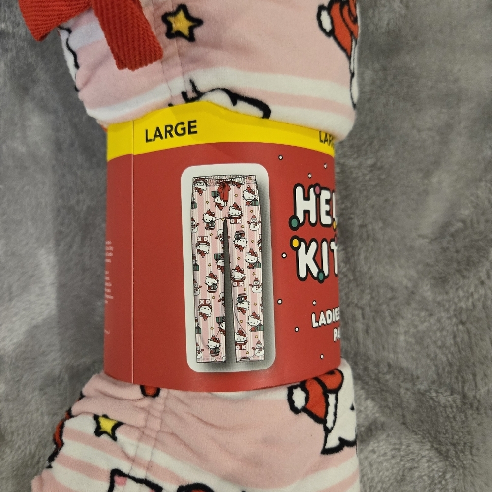 Hello Kitty Women's Pajama Pants Size Large NWT - Picture 2 of 4